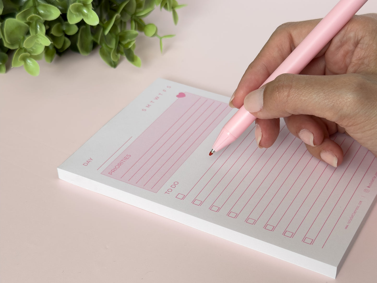 Priorities Notepad - Pink