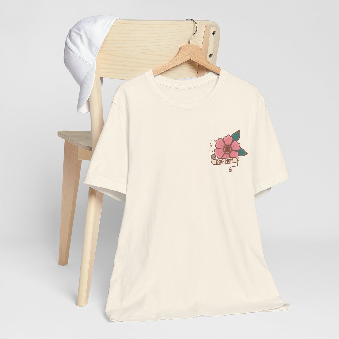 Dog Mom Short Sleeve Tee